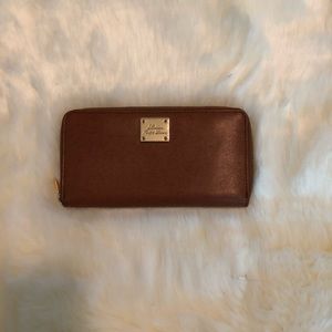 Ralph Lauren Saddle Brown Leather Zip wallet